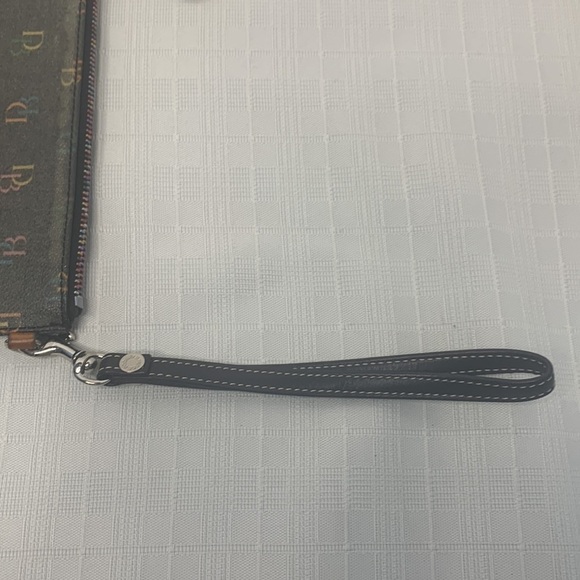 Vintage Dooney and Bourke oversized wristlet with rainbow zipper - Picture 7 of 11